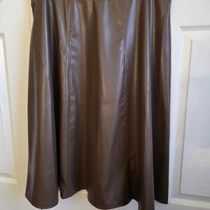 Elegant Brown Leather Skirt